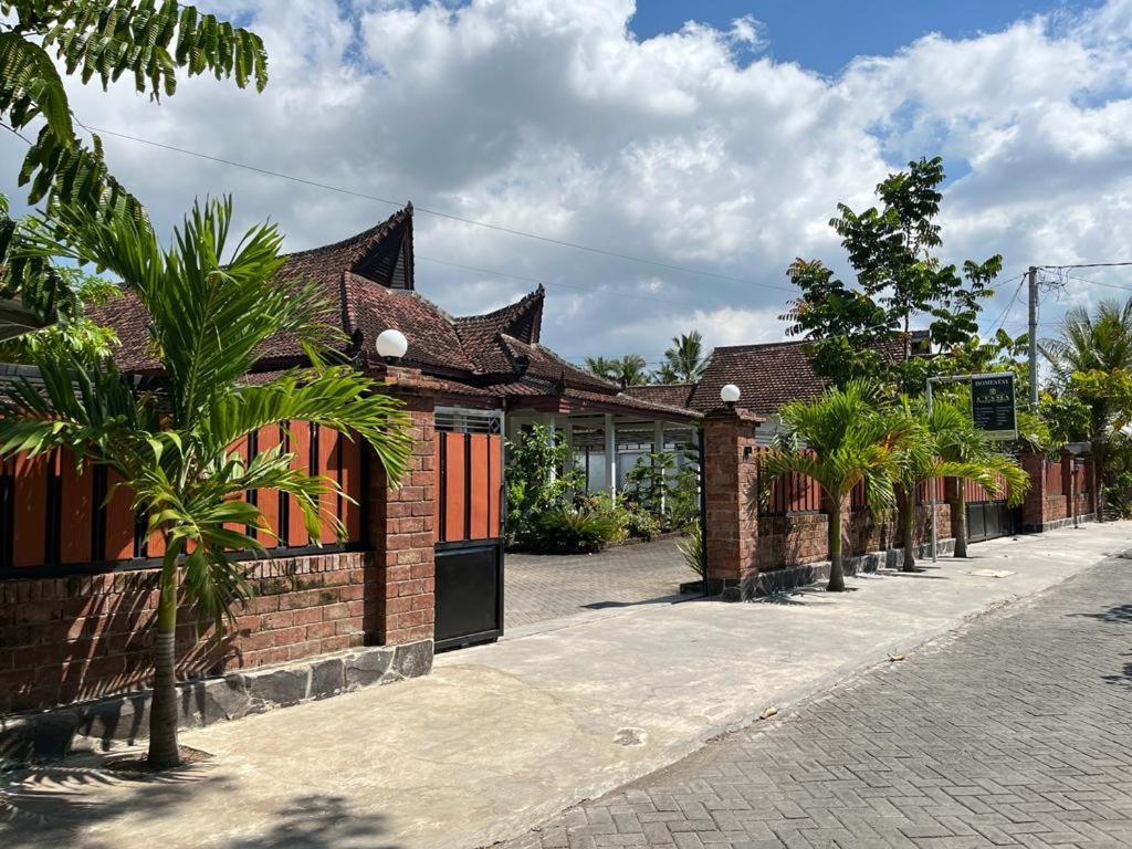 Capital O 92615 Villa Utama D'Alas Purwo Ringinpintu 外观 照片